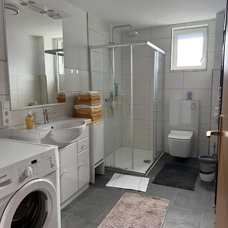 Adiferienwohnung1 Apartamento Gerolstein